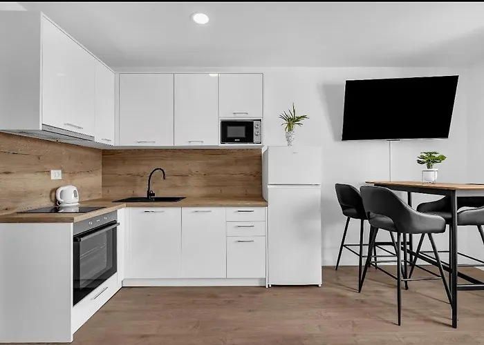 Kjara I Ivan * Makarska