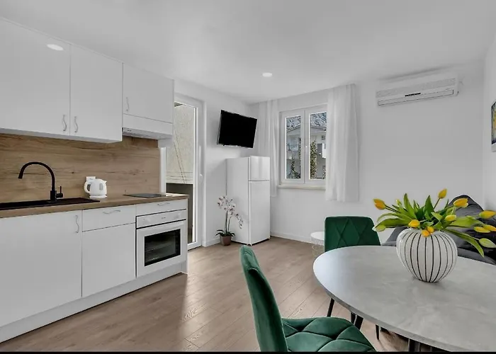 Kjara I Ivan Apartment Makarska