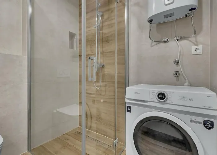 Kjara I Ivan Apartment