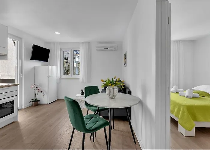 Kjara I Ivan Apartman Makarska