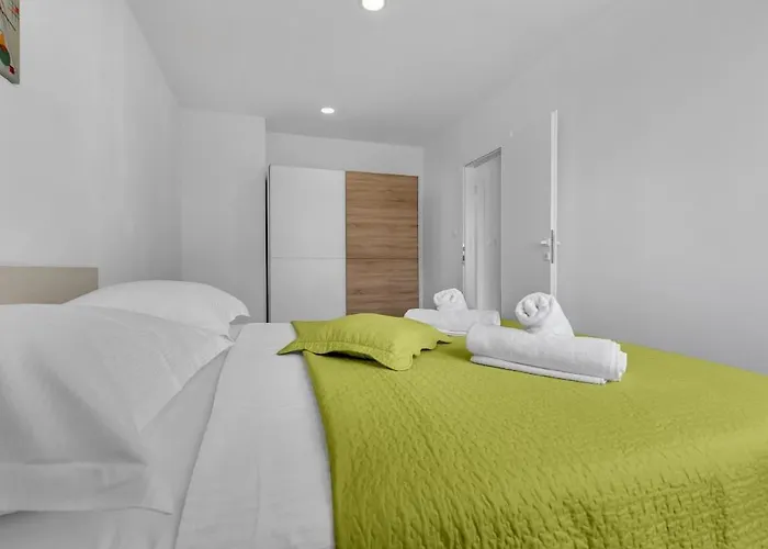 Kjara I Ivan Apartment Makarska